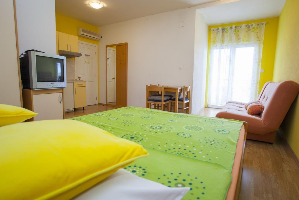 Apartments Makarska Eksteriør billede
