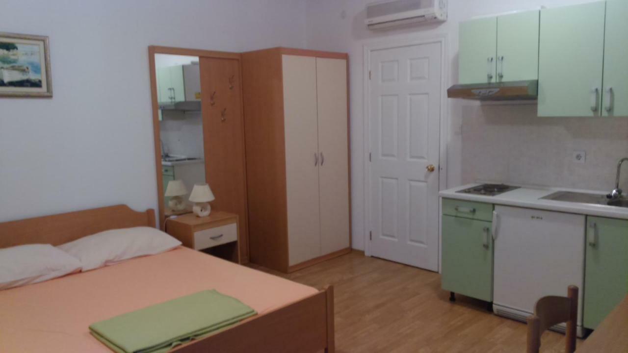 Apartments Makarska Eksteriør billede